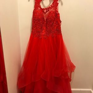 Women’s red sleeveless prom dress